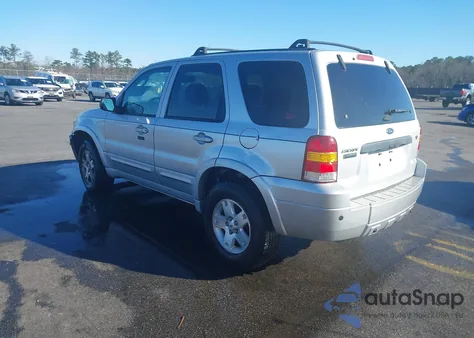2006 Ford Escape Limited z USA, uszkodzony, nr VIN 1FMCU04166KB55939